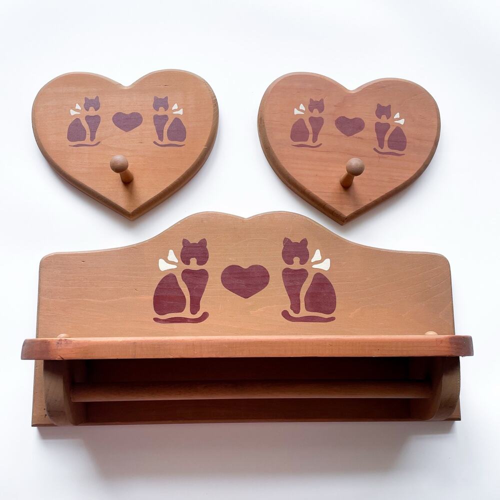 Vintage 90s Hand Crafted Wood Heart Shelf and Wall Peg Hooks Stenciled Cat Image